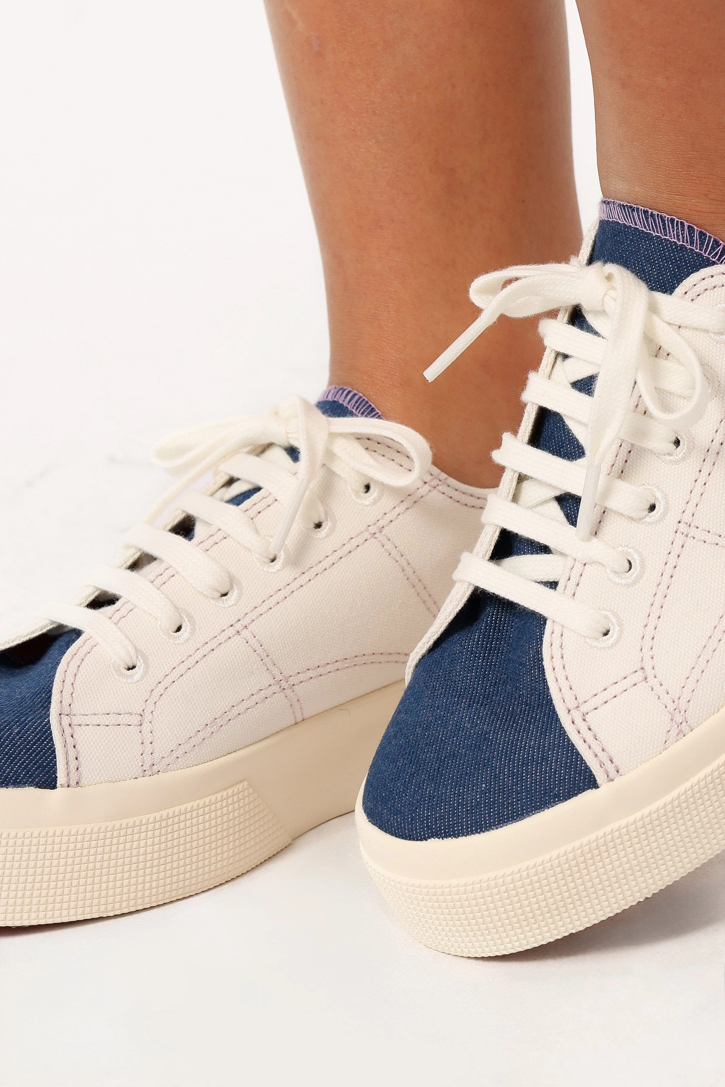 27410 Platform Reverse Denim