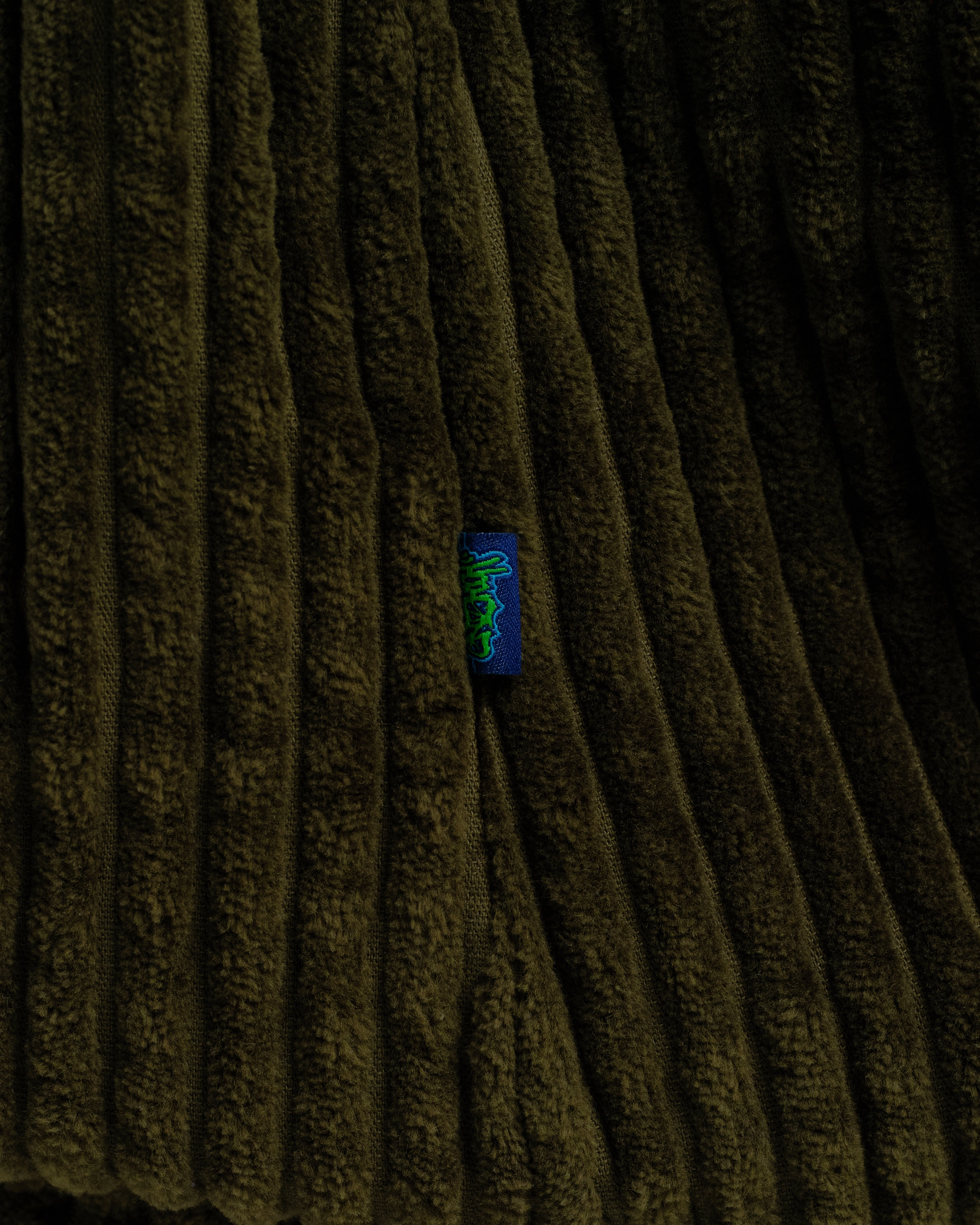 Hangin'. 34. 2 Wale Corduroy. Moss.