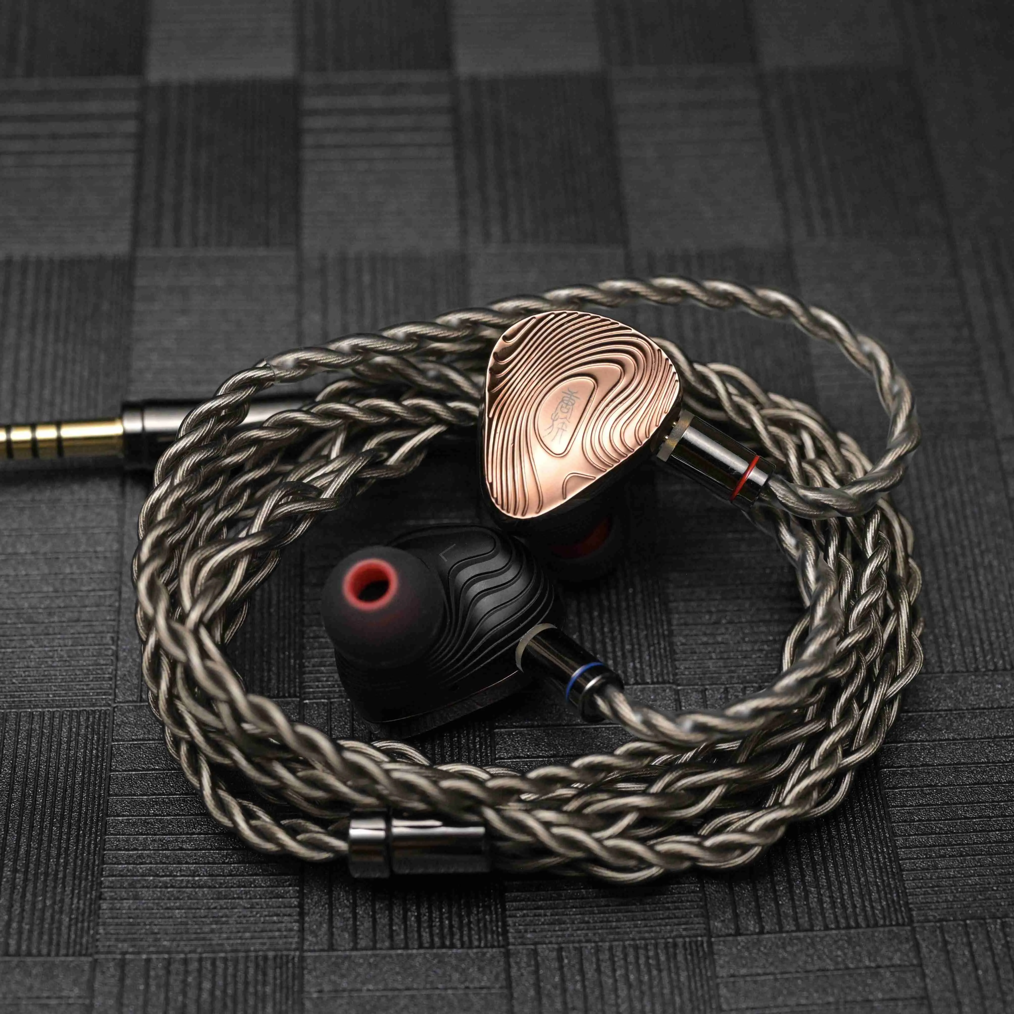 TANGZU Xuanwu GATE 1DD 4BA 2EST Tribrid In-Ear Monitors