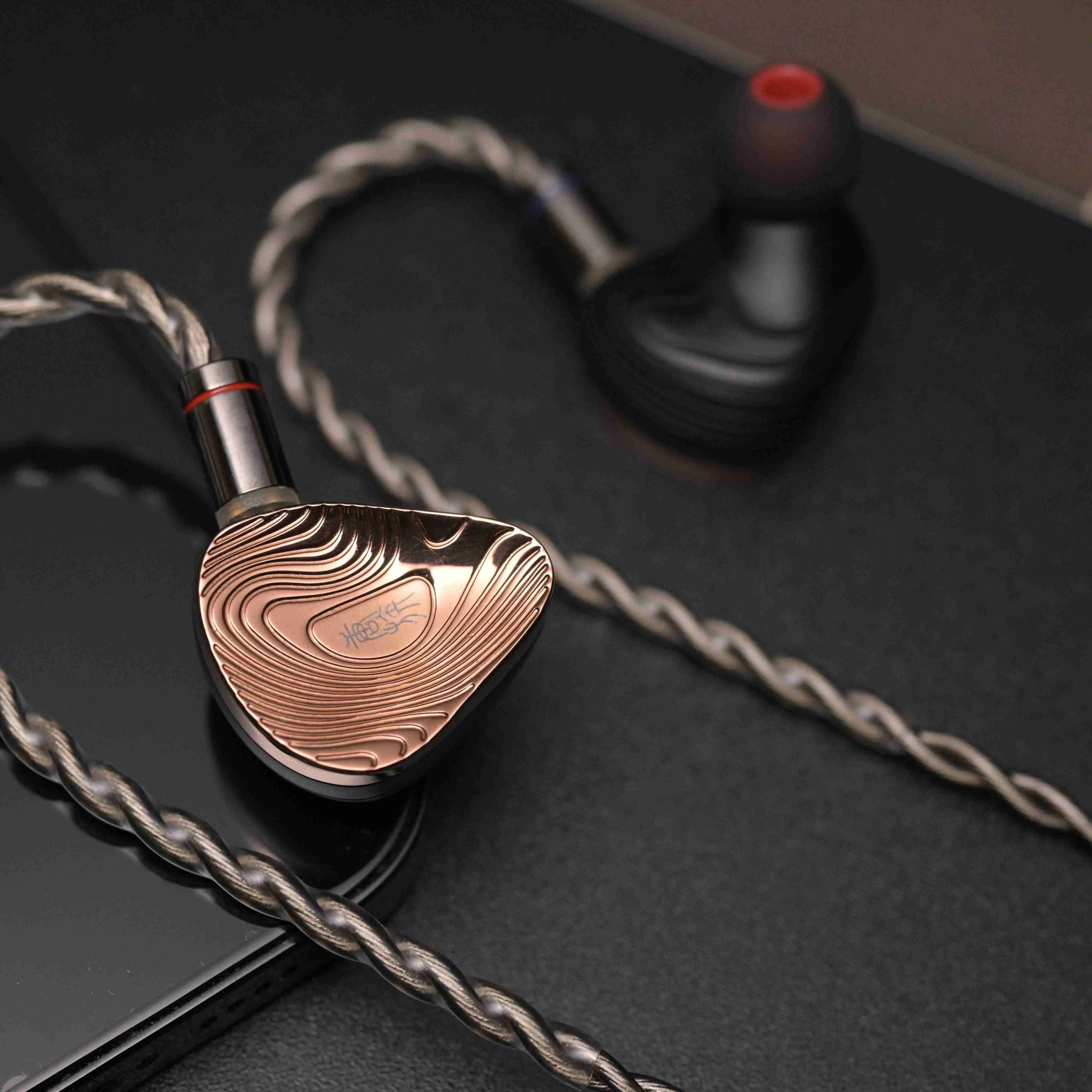 TANGZU Xuanwu GATE 1DD 4BA 2EST Tribrid In-Ear Monitors