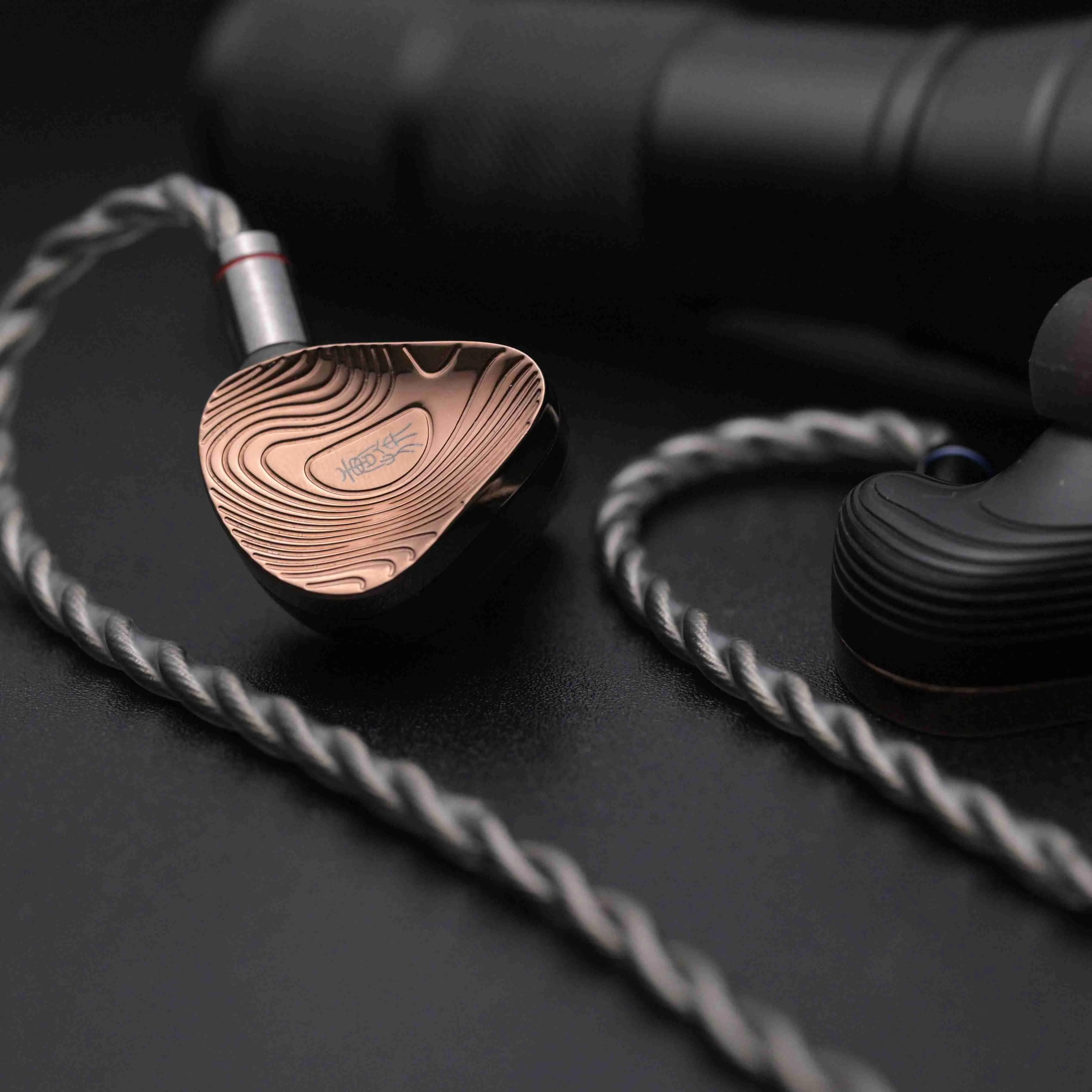 TANGZU Xuanwu GATE 1DD 4BA 2EST Tribrid In-Ear Monitors